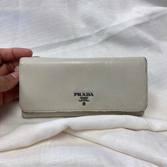 Gently Used Prada Wallet - Picture 1 of 10